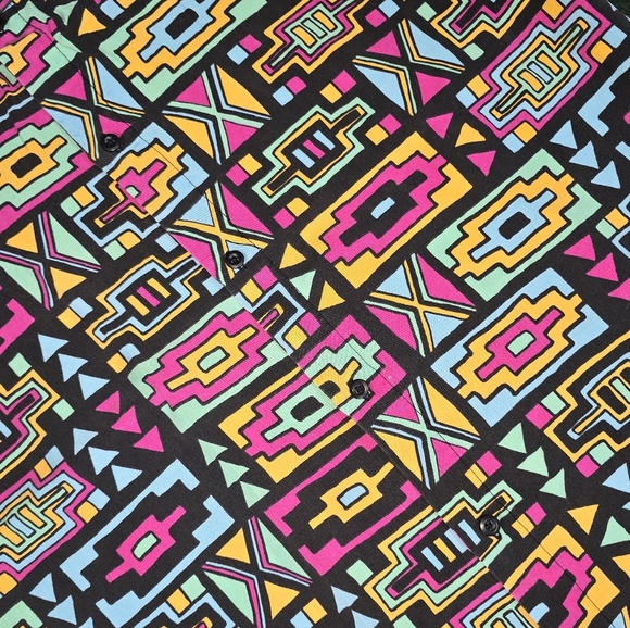 H&M❤️COACHELLA | 2015 Southwestern Geometric Short Sleeve Button Down Shirt - Picture 7 of 12